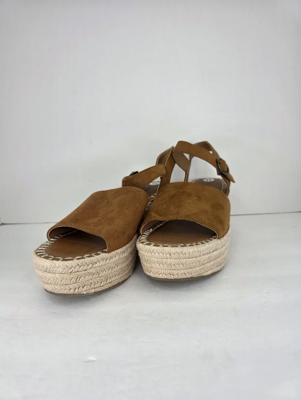 Universal Thread Sandals Women’s 11 Platform Espadrilles Brown Faux Suede Casual